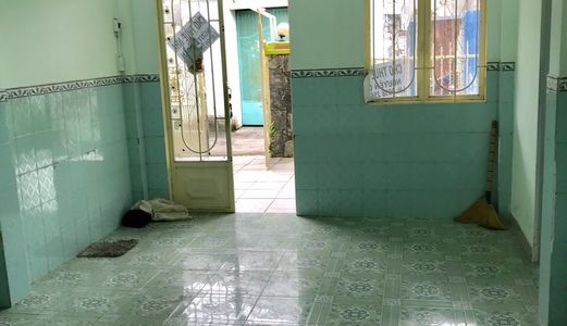 Cho Thuê Nhà Nguyên Căn Hẻm Phạm Hữu Lầu .dt 10X16M. Nhà Cấp 4. 4Pn. Giá 7 Tr / Tháng .