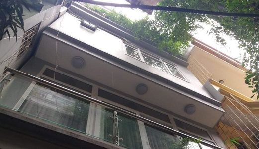 Nhà Phố Đội Cấn, Ngõ Rộng, Diện tích 60m2, 4 Tầng, Mặt tiền 5m, Nhà Đẹp, Kinh doanh. Chỉ 6 Tỷ 6