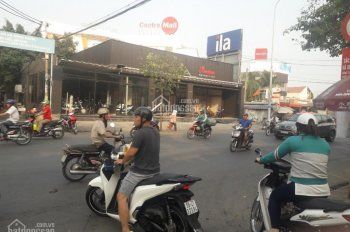 Cho Thuê Mặt Tiền Đường Phạm Hùng Khu Phố Nhộn Nhịp