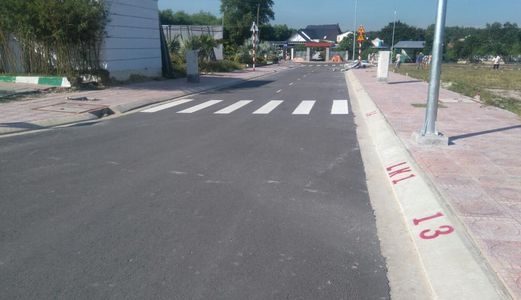 Bán Nền Mặt Tiền Đường Lớn, Ngay Kdc Tp. Biển Bà Rịa. Sổ Hồng Riêng, Giá Chỉ 1,8 Tỷ. Lh 0934139578