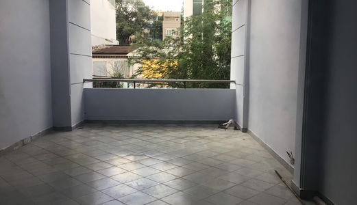 Cho Thuê Nhà Vị Trí Đẹp 2 Mặt Tiền Đường Đào Duy Từ Quận 10