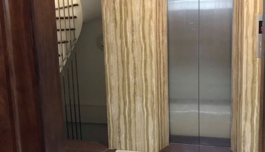 Nhà Mặt Ngõ Ô Tô Nguyên Hồng, 8 Tầng T.máy, Dt 51M2, Mt 4.1M, Kd. Chỉ 15 Tỷ6. Lh 0917420066