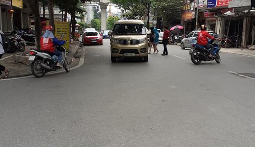 Trần Quý Kiên - Cầu Giấy 30M, Mp Kinh Doanh