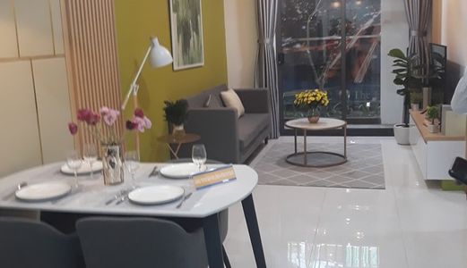 The Eastgate Căn Hộ Cao Cấp, Đối Điện Suối Tiên