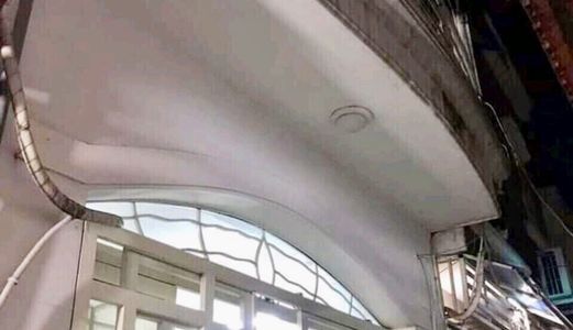 Cho Thuê Nhà Nguyên Căn Hẻm 791 Trần Xuân Soạn .dt 4X6M. Trệt , Lầu . Giá 5.5 Tr .