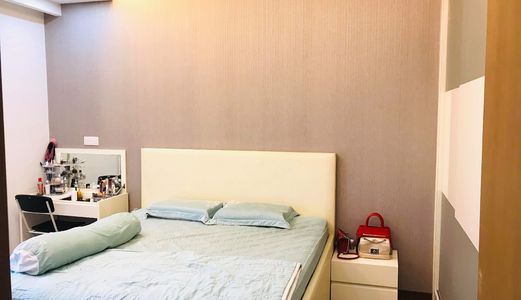 Chính Chủ Cần Bán Gấp Ch 2Pn - Block A Thảo Điền Pearl- Đầy Đủ Nội Thất - Giá 4.5 Tỉ. (Hình Thật)