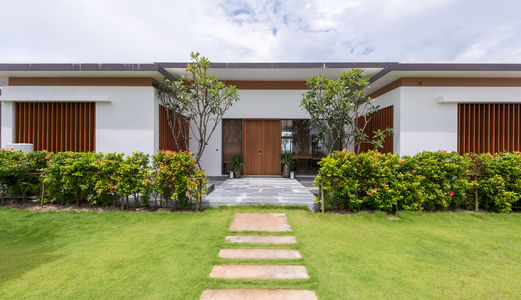 Mik Group. Biệt Thự Biển Ở Phú Quốc - Xây Xong - Giá Tốt - Liên Hệ: 0964567456 Gặp Thịnh