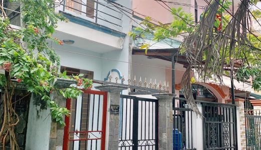 Bán Nhà Shr Biệt . Hỗ Trợ Vay .hẻm 1942 Htp .dt 5X12M. Giá 2.35 Tỷ .