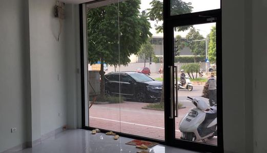 Cho Thuê Nhà Riêng Nguyễn Văn Cừ 40M2X5 Có Tháng Máy 4M Mặt Tiền. Lh 0834888865