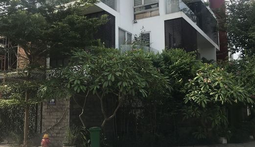 Vị Trí Cực Đẹp Giá Cực Tốt !, Mặt tiền Quốc Hương, Thảo Điền, Quận 2. Diện tích 5 x 17M, Gồm 2 Lầu, Gía 10.5 Tỷ 