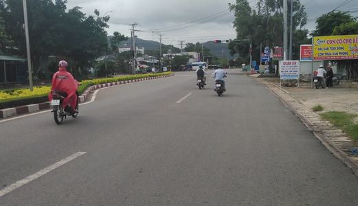 Bán Đất Gần Cổng Chào Long Hải