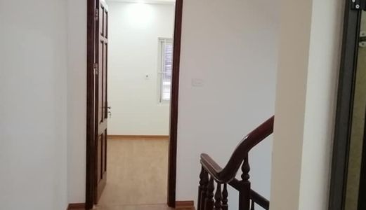 Bán Nhà Phố Yên Lãng 6.3 Tỷ, Ô Tô Đỗ Cửa, Kinh Doanh Tốt. Lh : 096.300.7835