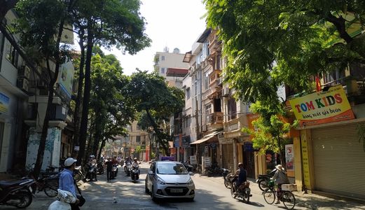 Mặt Phố Thụy Khuê, Vỉa Hè, Dt 84M2 X 5Tầng, Mặt Tiền 7.3M, Kinh Doanh, Chỉ 20 Tỷ, Lh 0917420066