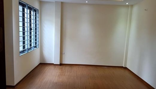Bán Nhà 4 Tỷ Cầu Giấy, Phân Lô, Ô Tô Sát, 45M2 X 5Tầng.