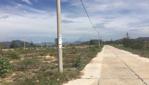 Cần Bán Lô Đất Nền 3 Mặt Biển Sổ Đỏ - Vị Trí Cực Đẹp – Lh: 033.323.1232