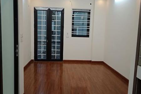 Bán Gấp Nhà Đường  Yên Lạc  65 M2, 4 Tầng, Mặt Tiền 6 M, Ô Tô Quay Đầu, Giá 5.6 Tỷ