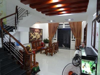 Cho Thuê Nhà Mặt Tiền Đ.nguyễn Duy Trinh, P. Bình Trưng Đông. Quận 2. Thuận Lợi Kinh Doanh - Văn Phòng. Dt 4X30. Giá 40 Triệu