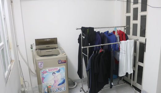 Tìm Nữ Ở Ghép Trong Nhà Nguyên Căn Ở Quận 1