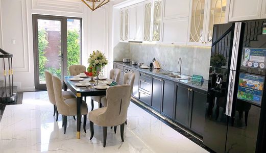 Bán Nhà Phố 1 Trệt, 2 Lầu Vip Nhất Bình Dương. An Ninh 24/24.