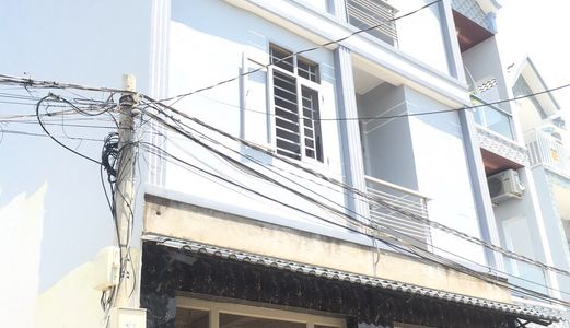 Bán Nhà Mới Xây Hẻm 2581 Htp . Dt 3.5X7.5M. Căn Góc . Trệt , 2 Lầu . Giá Bán 1.5 Tỷ .