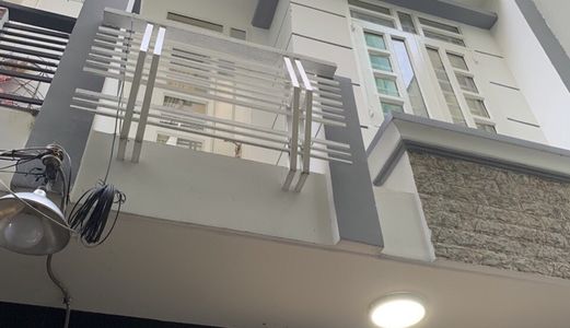 Bán Nhà Đsh , Hẻm 4,5 M , Nhà Mới Dọn Đồ Vào Ở Liền 