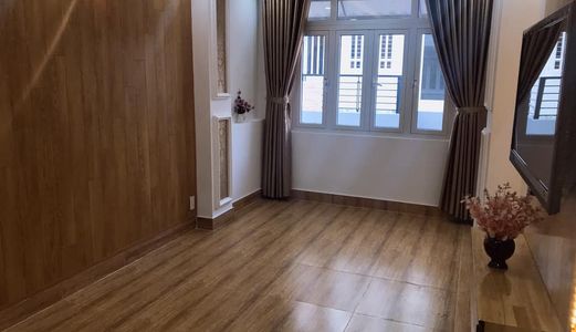 Mặt Tiền Cách Mạng Tháng 8 Quận 3 Dt 300M2 Đang Kinh Doanh Giá 13  Tỷ