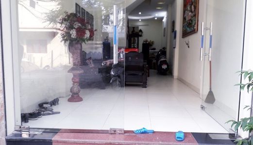 Cần Tài Chính Nên Bán Gấp Nhà 44M2 Mặt Phố Thuỵ Khuê - Giá 8.7 Tỷ