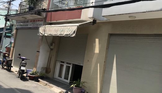 Cho Thuê Nhà Mặt Tiền Hẻm Xe Tải Khu Bùi Văn Ba . Diện tích: 3.5X10M. Trệt , 2 Lầu ,4Pn. Có Nội Thất . Giá 12 Tr .