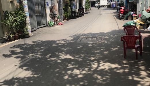 Cho Thuê Nhà Mặt Tiền Hẻm Xe Tải Khu Bùi Văn Ba . Diện tích: 3.5X10M. Trệt , 2 Lầu ,4Pn. Có Nội Thất . Giá 12 Tr .