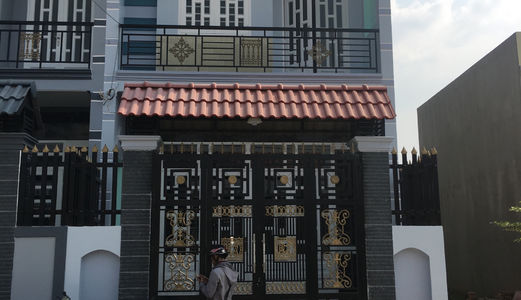 Chính Chủ Kẹt Tiền Bán Miếng Đất Mặt Tiền Lê Thị Hà Hóc Môn, 950 Triệu, Sổ Hồng Riêng