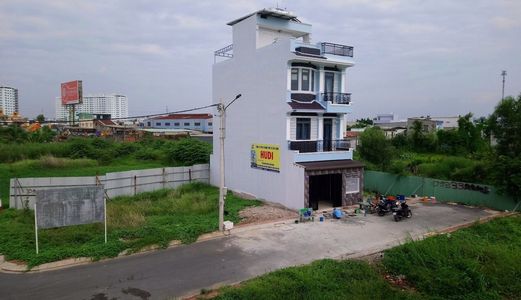 Bán Đất Khu Dân Hồ Bắt ,Xã Tân Kiên ,Huyện Bình Chánh ,Tp Hcm. Dt: 85 M2, Giá : 3,4Tỷ , Sổ Hồng Riêng Từng Nền .