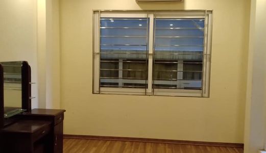 Bán Nhà Minh Khai–Hbt, Diện tích 35 m2, 4 Tầng Lô Góc, Ô Tô Đổ Cửa, chỉ 2.45 Tỷ