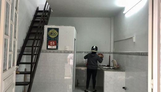 Bán Nhà Hẻm 360 Phạm Hữu Lầu. Diện tích 3 x 4.5m. Gồm Trệt, Lầu. Giá 580 Triệu