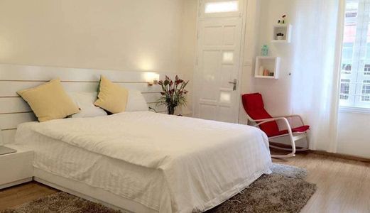 Bán 41 M2 Nhà Láng Hạ, Đống Đa, 5 Tầng,mặt Tiền 4.5M, Giá 9 Tỷ, Ô Tô Đỗ Cửa.