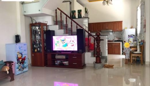 Bán Nhà Láng Hạ, Dt 32M2 X 3Tầng, Mặt Tiền 3M = 2.2 Tỷ, Ngõ Rộng, Nở Hậu.