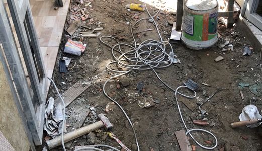 Bán Nhà Hẻm 1135 Htp . Dt 3X5M. Trệt , Gác . Giá 680 Tr .