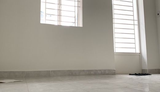 Bán Nhà Đẹp Vô Ở Liền . Thị Trấn Nhà Bè .Diện Tích: 4X6M. Trệt, Lầu . Giá 650 Tr .