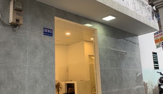 Bán Nhà Hẻm 118 Nguyễn Thị Thập . Diên tích: 5.25X3.9M. Trệt , Lầu ,2Pn. Vô Ở Liền . Giá 1 Tỷ 050 Tr .