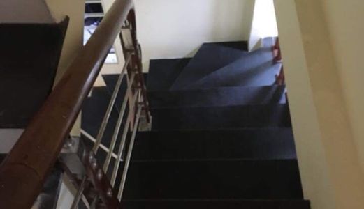 Bán Nhà Ngõ 213 Giáp Nhất, Khu Dân Trí Cao, Mặt Tiền 4,55 M, 30M2 X5 Tầng