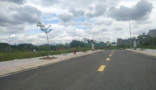 Bán Đất Phân Lô Đường Nguyễn Văn Quá, Diện tích 50 m2, Đường Nhựa 12m, Sổ Hồng Riêng