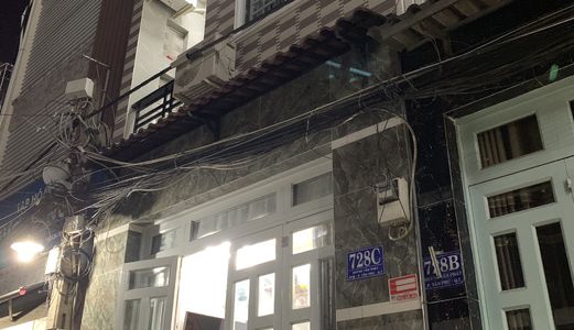 Bán Nhà Đẹp Mặt Tiền Hẻm xe hơi 730 Huỳnh Tấn Phát. Diện tích 4 x 5.2m. Trệt, Lửng, Lầu. 2 Phòng ngủ ,2 Wc, tặng Nội thất. Giá 1.62 Tỷ 