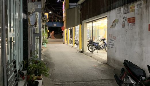 Bán Nhà Đẹp Mặt Tiền Hẻm xe hơi 730 Huỳnh Tấn Phát. Diện tích 4 x 5.2m. Trệt, Lửng, Lầu. 2 Phòng ngủ ,2 Wc, tặng Nội thất. Giá 1.62 Tỷ 