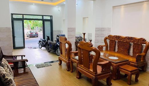 Bán Nhà Mặt Phố Đường D2, Bình Thạnh, 4 X 20, 14.1 Tỷ. Thương Lượng