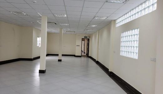 Cho Thuê Nhà Nc Mặt Tiền Đường Bùi Thị Xuân, Quận 1, Diện tích 80M2 Liên Hệ 0938 692 219 