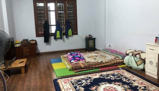 Bán Gấp Nhà Mới Lạc Long Quân 34M 5 Tầng Ô Tô  Đỗ Cửa 