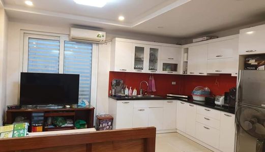 Bán Gấp Nhà Khu Vực Ngã Tư Sở, 48 Mét, Mt4M, 4,1 Tỷ, Ô Tô