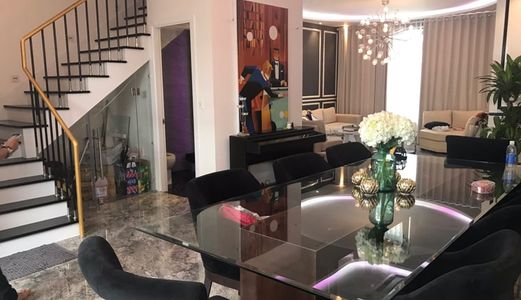 Đống Đa, Nhà Cực Đẹp, Gần Hồ, 56M2, Mặt Tiền 5.5M Chỉ 4 Tỷ, Lh 0947316668