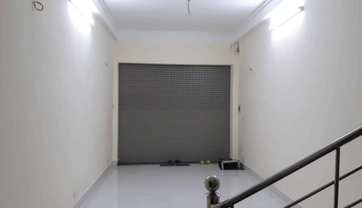 Bán Nhà Khâm Thiên Đống Đa 32M 5 Tầng Mặt Tiền 4M Giá 3.65 Tỷ, Gần Ô Tô, Lh 0983416997.