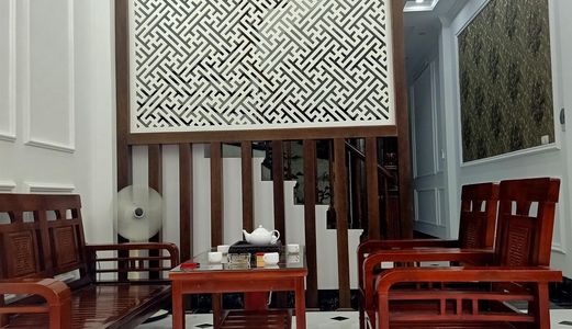 Bán Nhà Chính Chủ Tại Đường Láng, Dt 37M2, 5 Tầng, Giá 3,3 Tỷ.