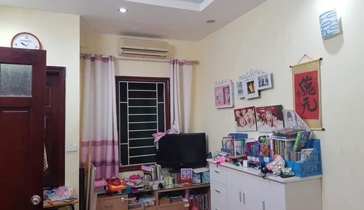 Bán Gấp Nhà Phố Nguyễn Khang Cầu Giấy 33M 3 Tầng Hơn 2 Tỷ